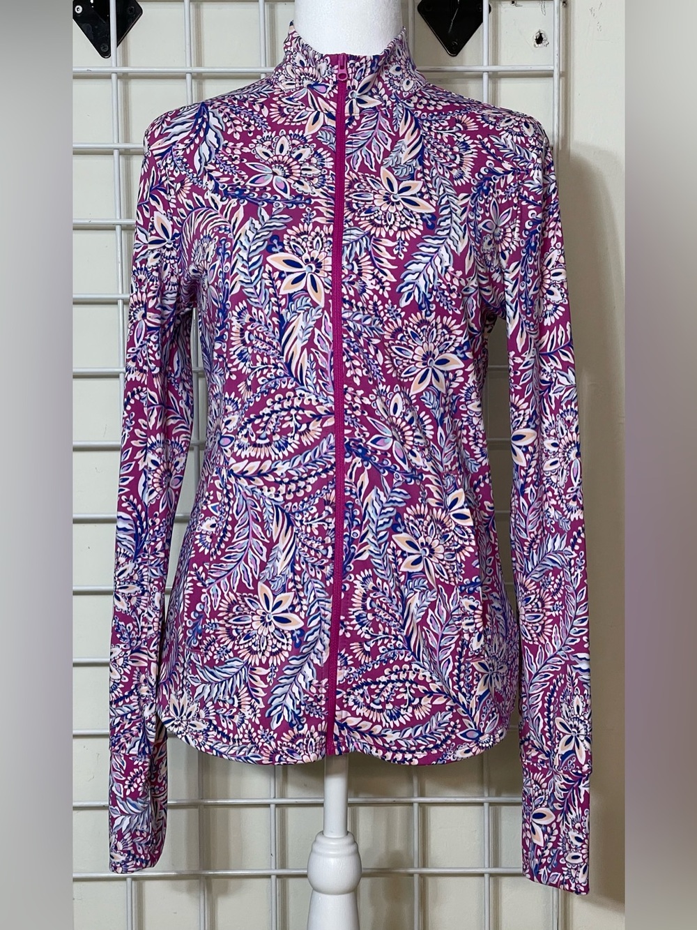 Tommy Bahama Pink and Blue Floral Golf & Tennis Top Size Small